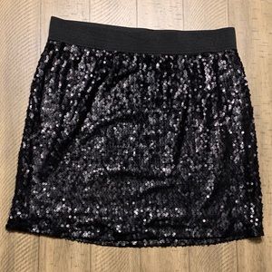 LAUREN CONRAD Black Sequined Mini Skirt